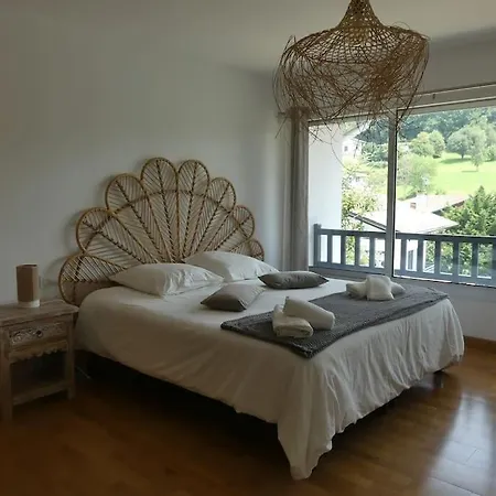 Villa Villatimahe 4 étoiles Vue Montagnes Au Calme 6 Min Des Plages Urrugne