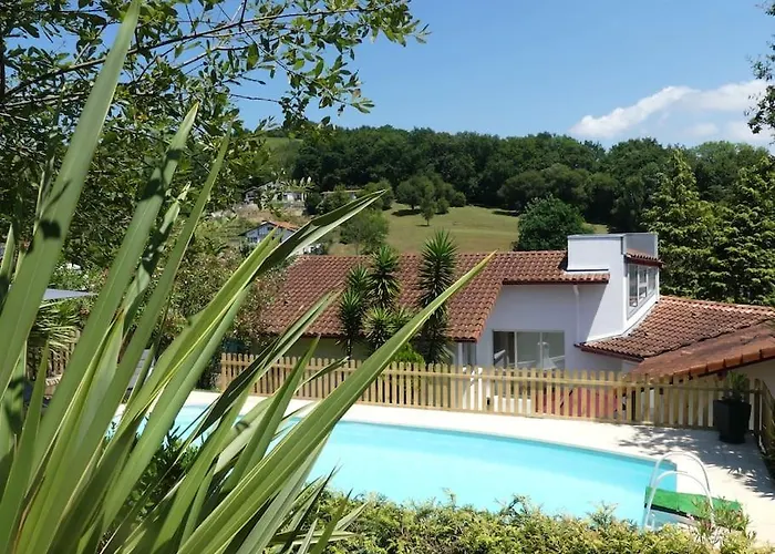 Villatimahe 4 Etoiles Vue Montagnes Au Calme 6 Min Des Plages Villa Urrugne